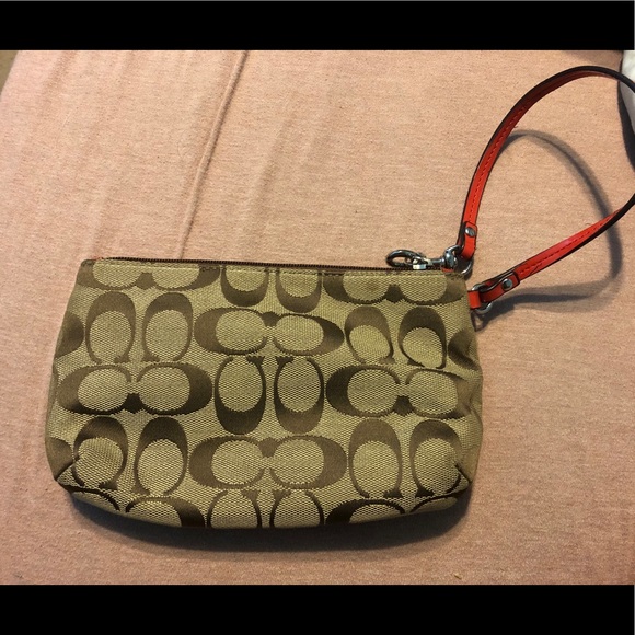 Coach wristlet - Picture 2 of 2